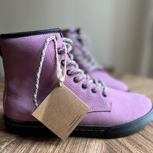 Dr Doc Marten Sheridan lavender suede boots.  Brand new. rare